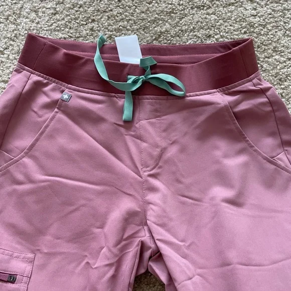 Figs Jogger Scrub Pant - Picture 3 of 3